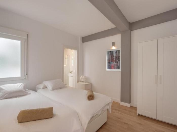 Malaga City Apartment ภายนอก รูปภาพ